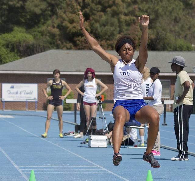 田径新赛季前瞻：格局变化与潜在黑马（商业市场视角）